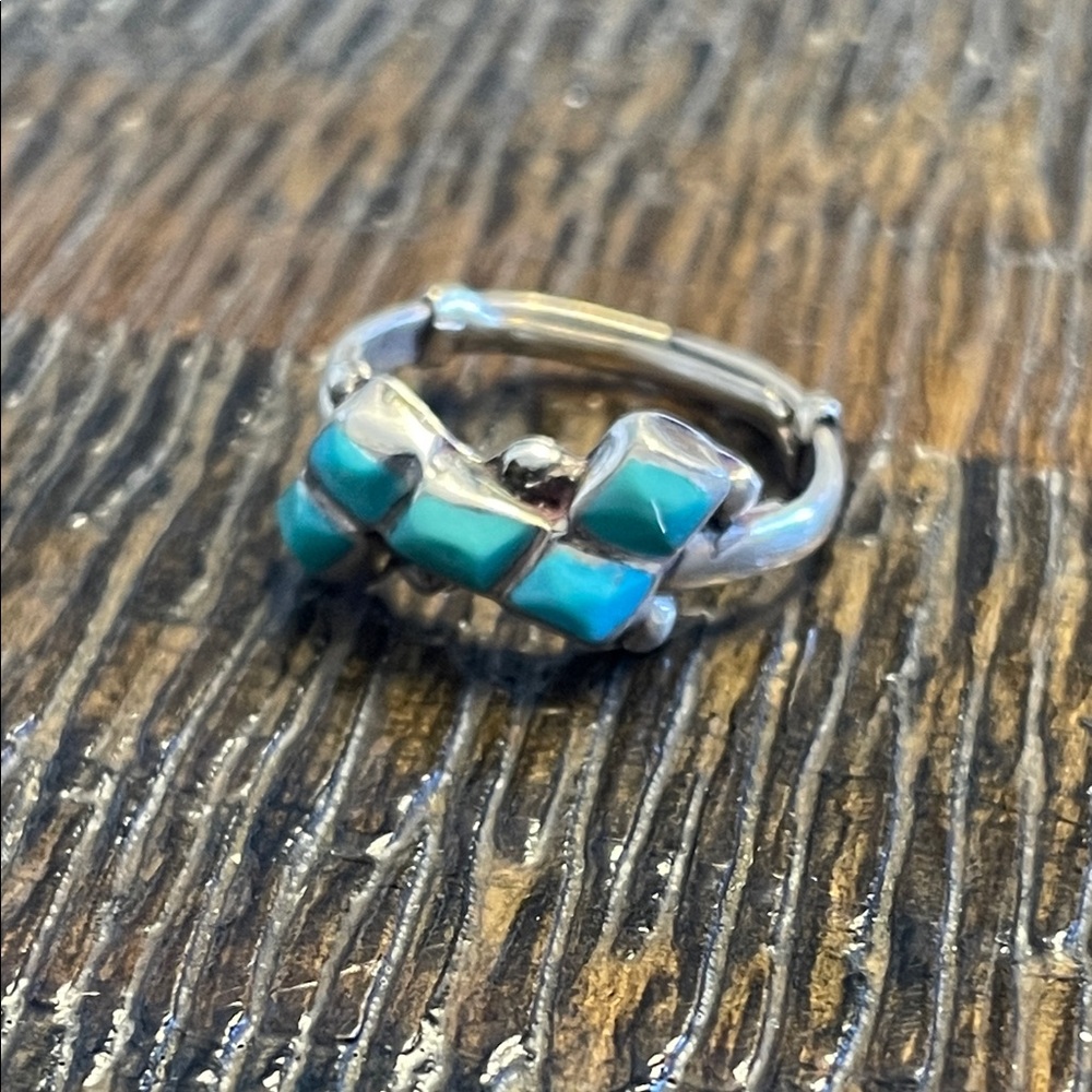 Vintage Navajo Silver and Turquoise Women's Ring